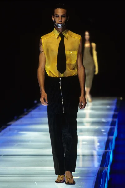 Look 20